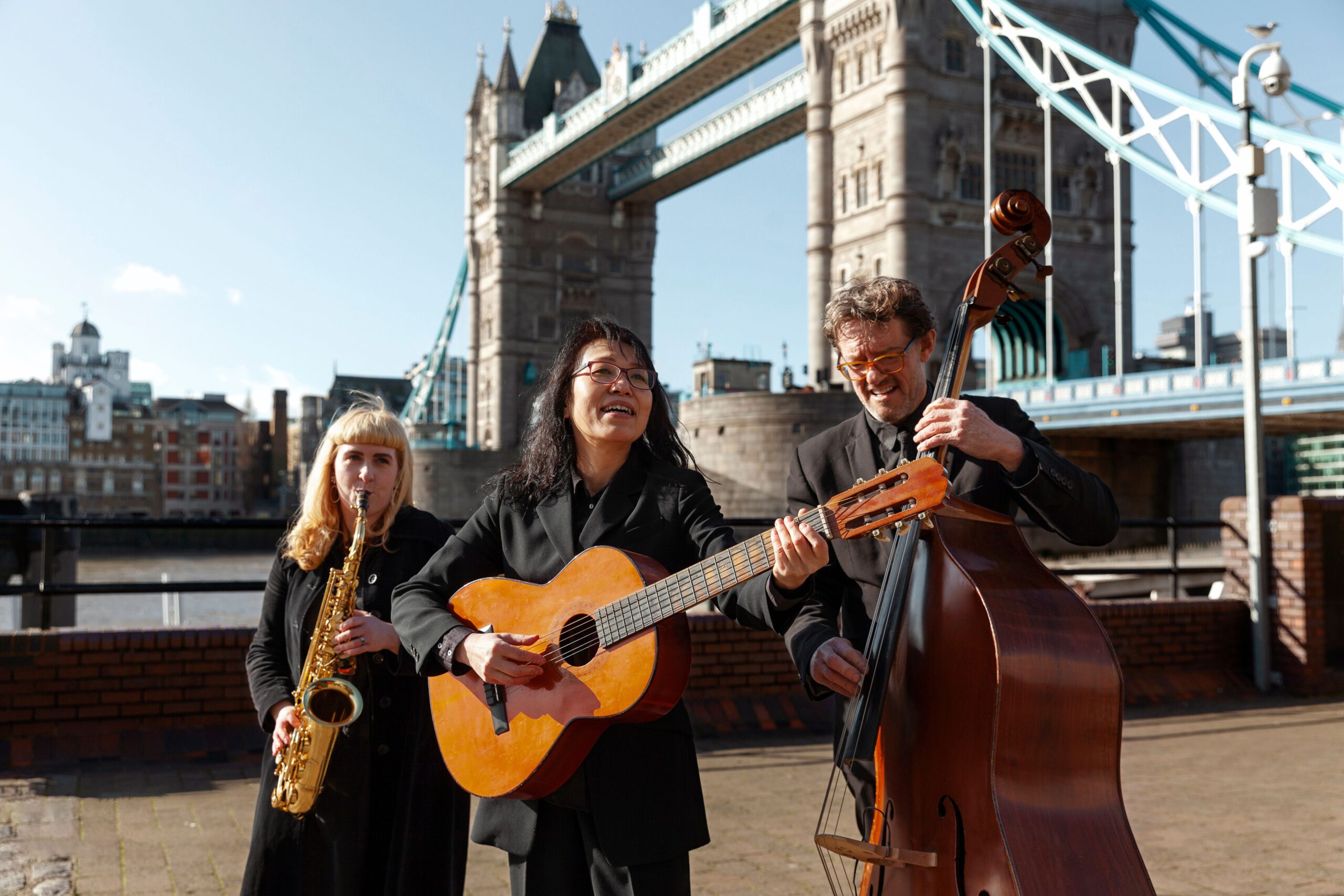 medium-shot-people-making-music-together