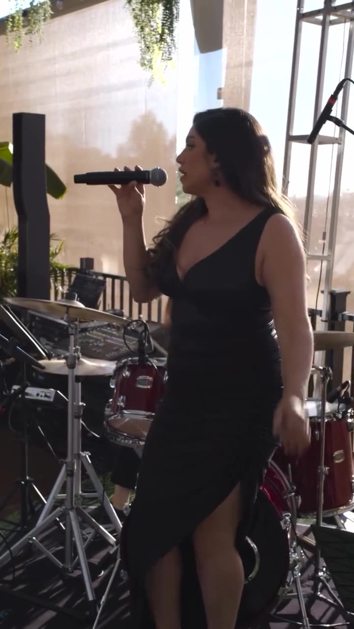 Live Vocals - Happy